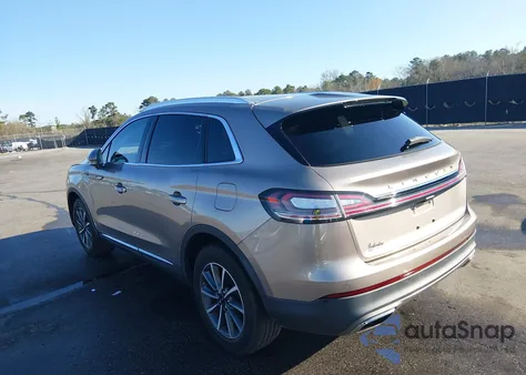 2021 Lincoln Nautilus Standard z USA, uszkodzony, nr VIN 2LMPJ6J92MBL10571